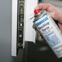 Komplexní průvodce výběrem nejvhodnějších maziv pro okenní kování