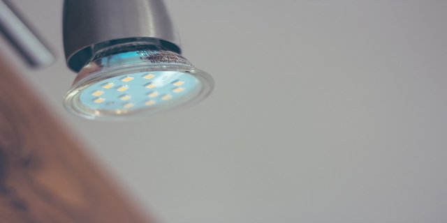 LED žárovky, světlo, osvětlení, úspora energie