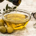 Olivový olej - lék, kosmetika a zdravá výživa