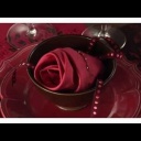 Jak poskládat ubrousek do tvaru růže - video