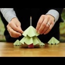 Jak si vyrobit vánoční dekoraci z papíru - vánoční stromeček - video
