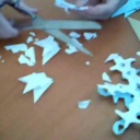 Jak si vyrobit vánoční ozdoby - sněhové vločky z papíru - video