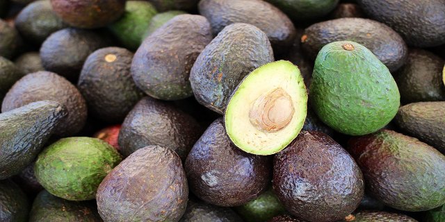 avokádo, ovoce, zdraví, péče o oči, pleťová maska, vitaminy
