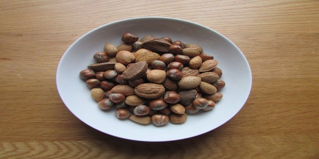 para ořechy, chrom, hubnutí, dieta